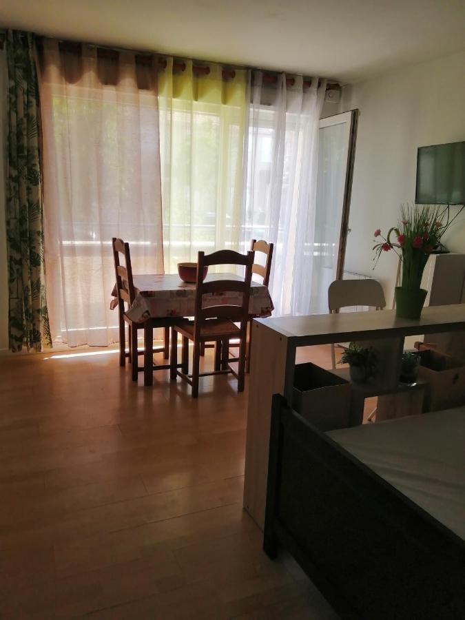 Apartamento Kievaille Plaisir Exterior foto
